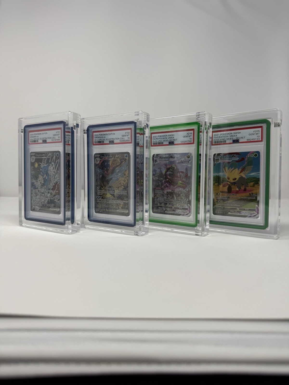 PSA Graded Card Acrylic Display Case With GradedGuard / Bumper Magnetic Top