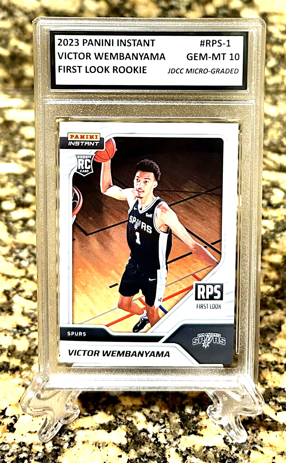 VICTOR WEMBANYAMA 2023 PANINI Instant FIRST LOOK GRADED GEM-MT 10 ROOKIE #RPS-1