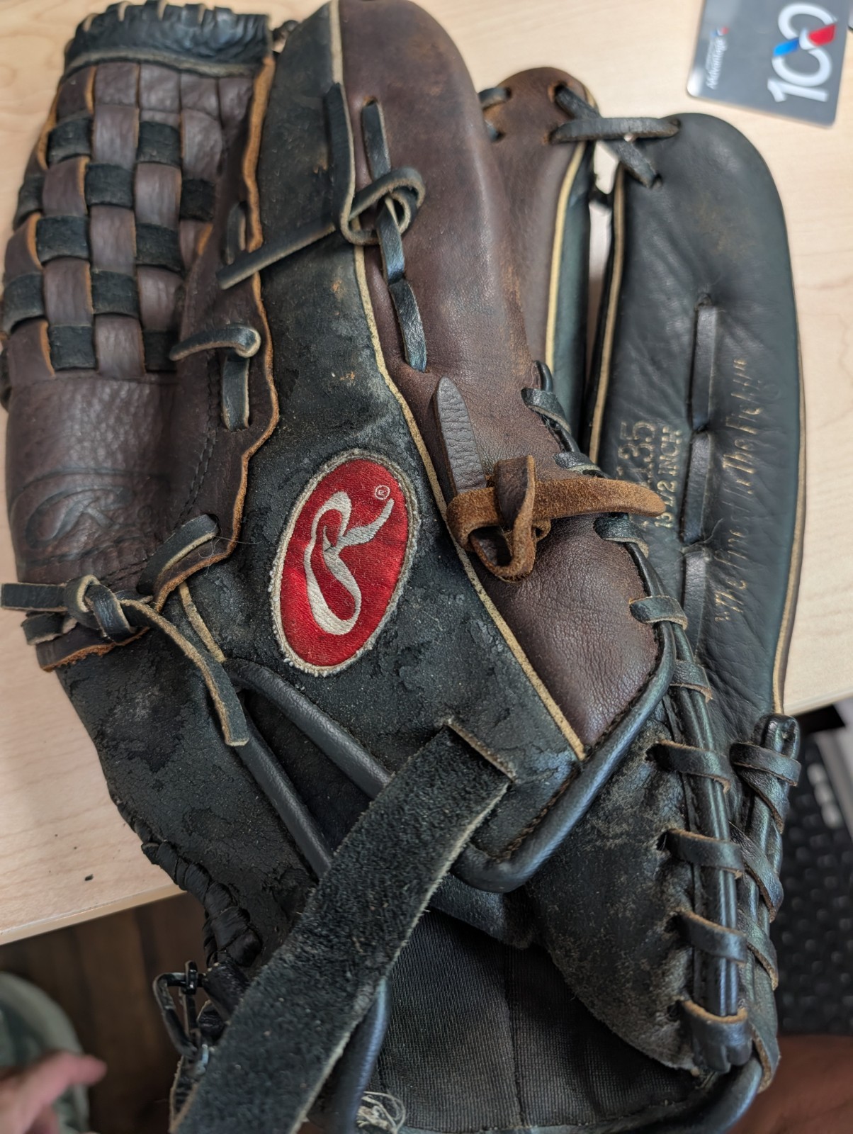 **Vintage Rawlings Playmaker Baseball Glove**
