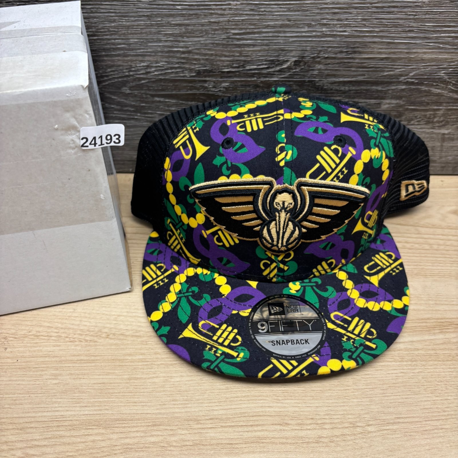 New Orleans Pelicans Hat Cap Snap Back Multi-Color NBA Basketball Mardi Gras