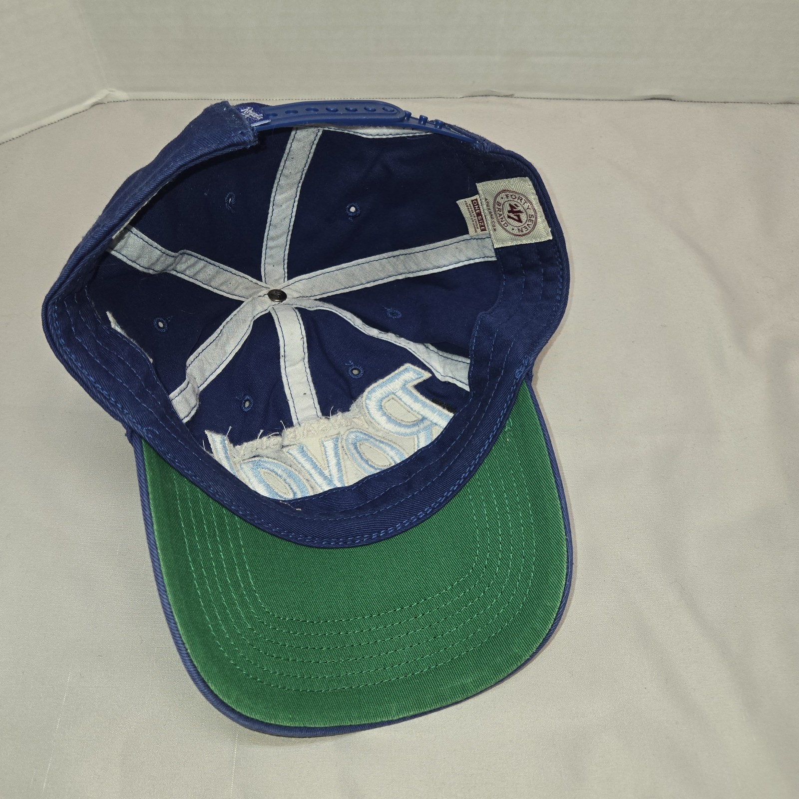Kansas City KC Royals Hat Strapback 3D Thick Embroidery Scrupt 47′ Brand MLB Euc