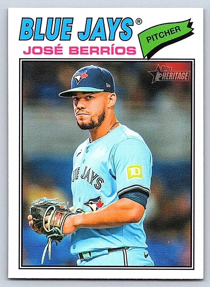 2026 Topps Heritage #56 José Berríos Chrome SP