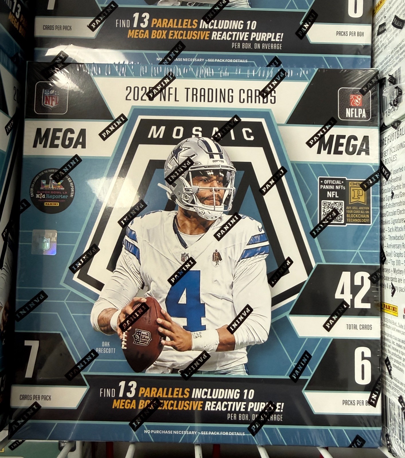 2025 Panini Mosaic Football Factory Sealed Mega Box