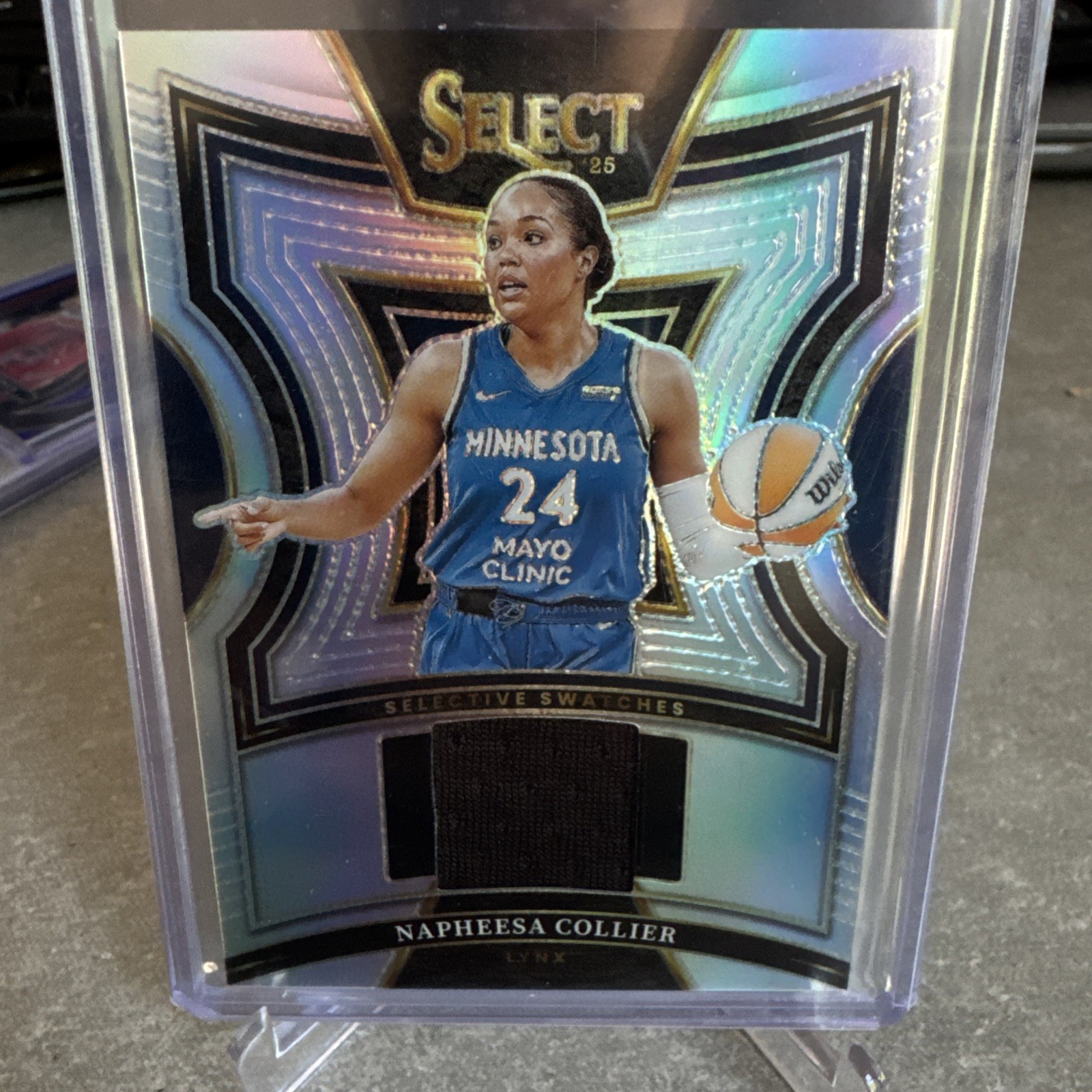 2025 Panini Select WNBA Napheesa Collier Selective Swatches Jersey (SW-NC)