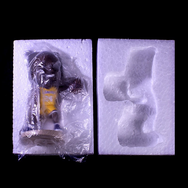 Kobe Bryant Bobblehead Shake Head Action Figure – LA Lakers #24.