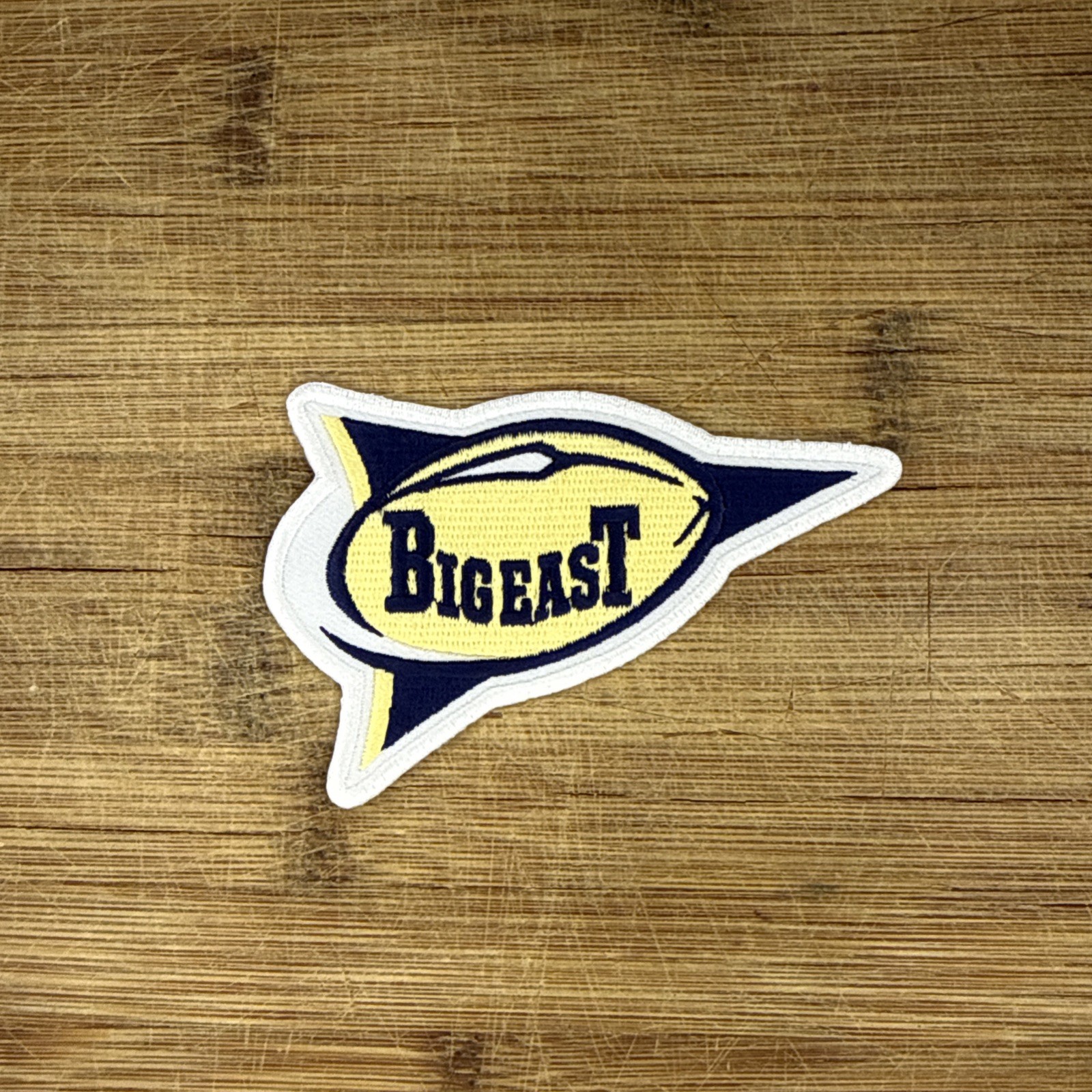 Marquette Golden Eagles Patch 4×2.5in Embroidered Badge