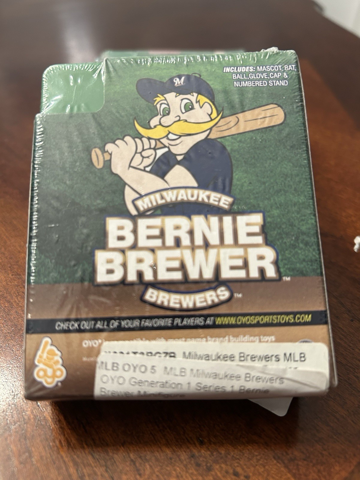 MLB Mascots Milwaukee Brewers Bernie Action Figure 1st Series Sealed