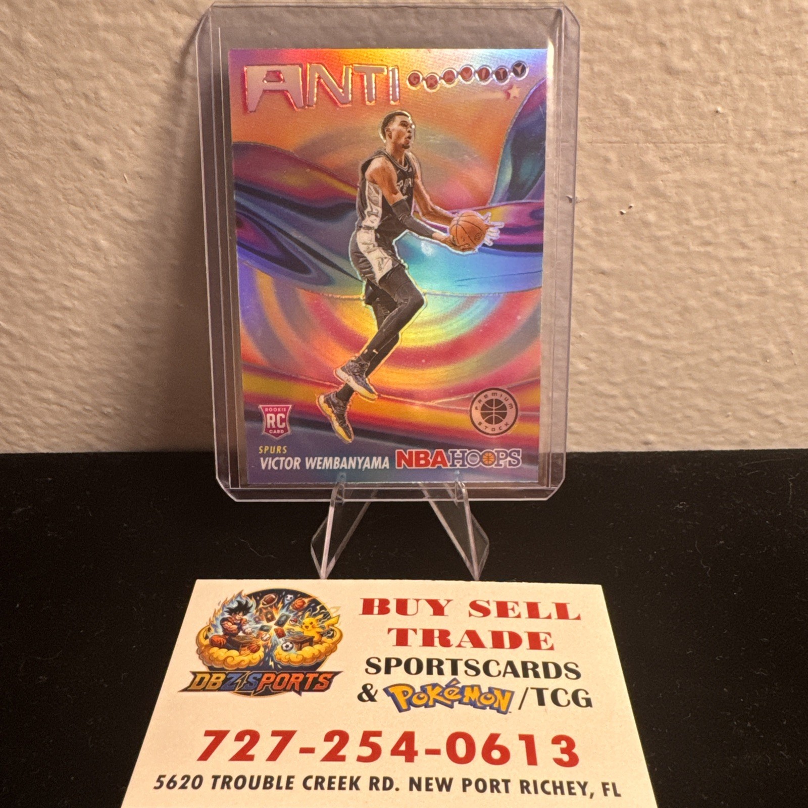 2023 Nba Hoops Premium Stock Anti-Gravity Victor Wembanyama #5 Silver Prizm (RC)