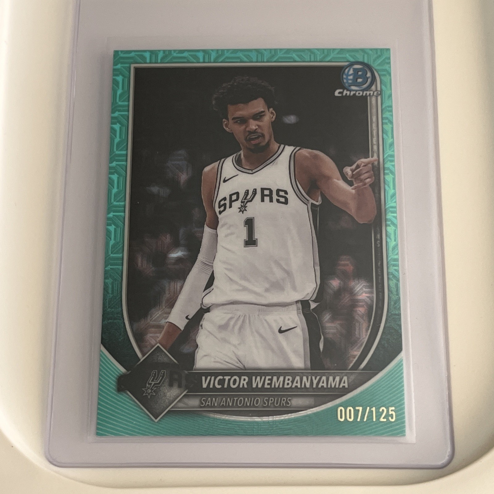 2025/26 Bowman Chrome Victor Wembanyama Aqua Mojo /125 San Antonio Spurs