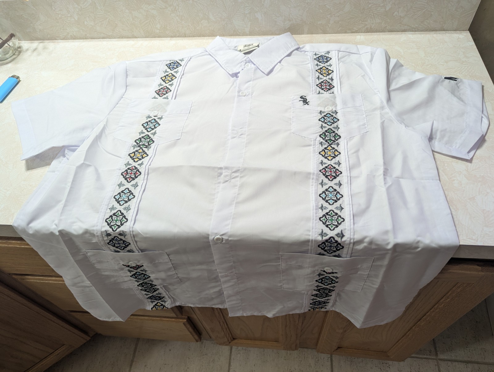 Chicago White Sox Guayabera Giveaway 9/19/25 SGA Size Medium