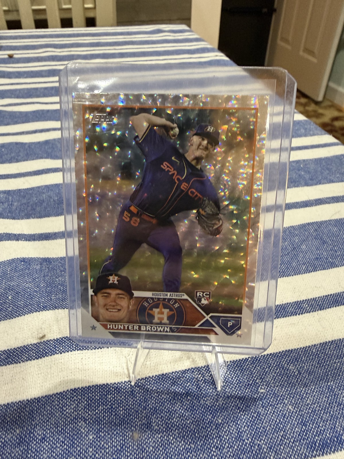 2023 Topps Series 1 – Hunter Brown #111 Silver Pattern Foil (RC)