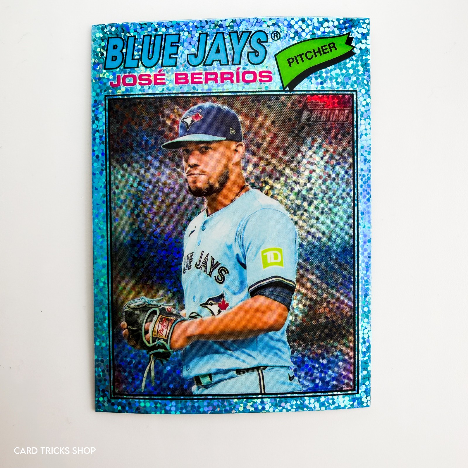 2026 Topps Heritage José Berríos #56 Light Blue Sparkle