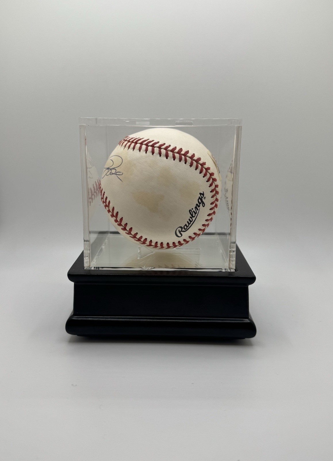 Pete Rose Signed Rawlings Baseball PSA/DNA Authenticated Autographed w/ Case