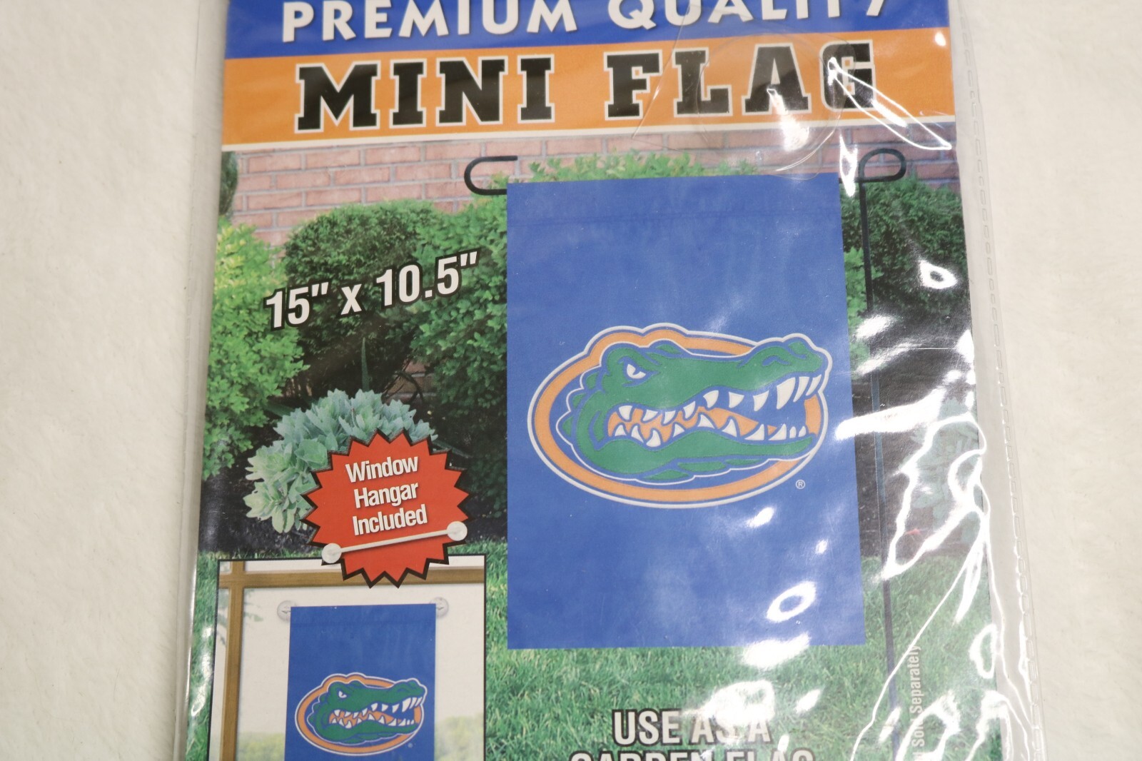 FLORIDA GATORS NCAA PREMIUM MINI GARDEN FLAG 15 X 10.5 New In Package LOOK