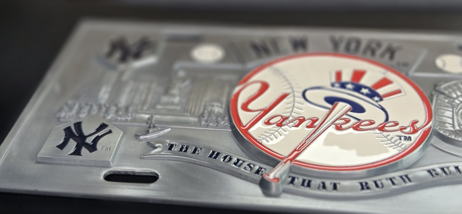 New York Yankees Solid Metal 3D Collector’s License Plate MLB Official Licensed