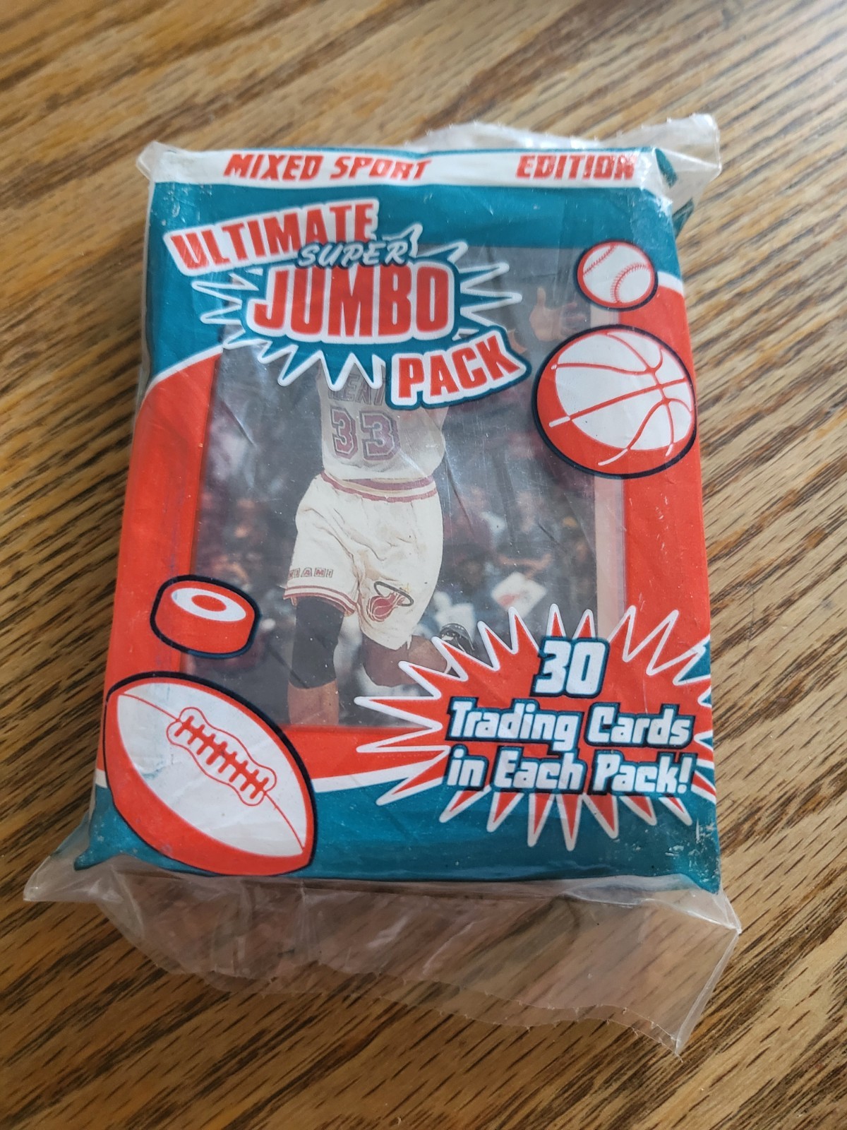 Sealed Ultimate Super Jumbo Pack of 30 Mixed Sports Trading Cards NEW!