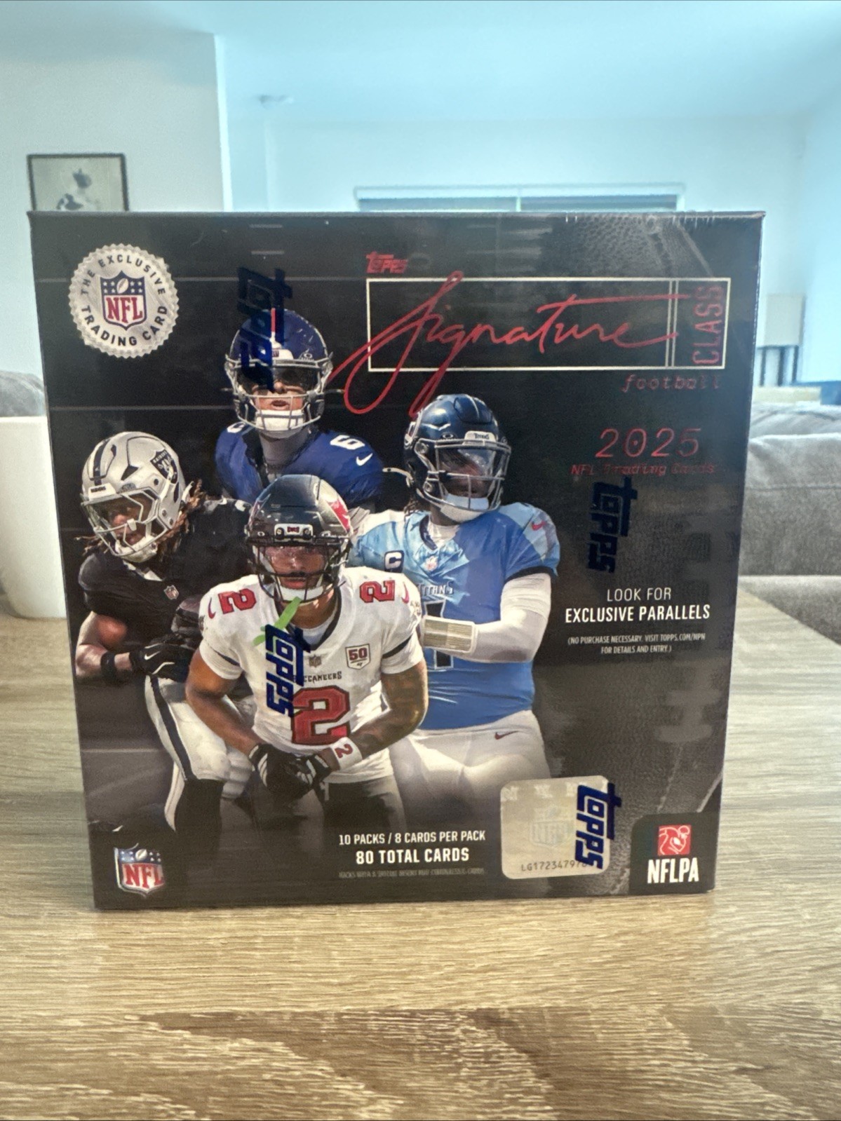 2025 Topps Signature Class Football NFL Factory Sealed In Hand Mega Box