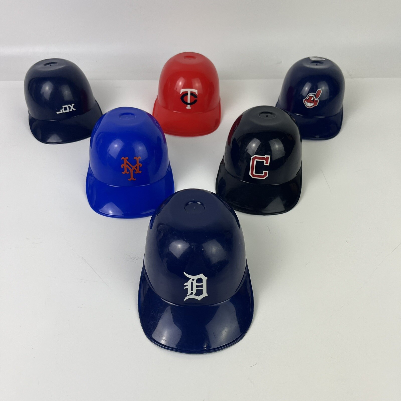 MLB Baseball Mini Helmets 8oz Ice Cream Bowls Collectable lot of 6 Cubs Dodgers