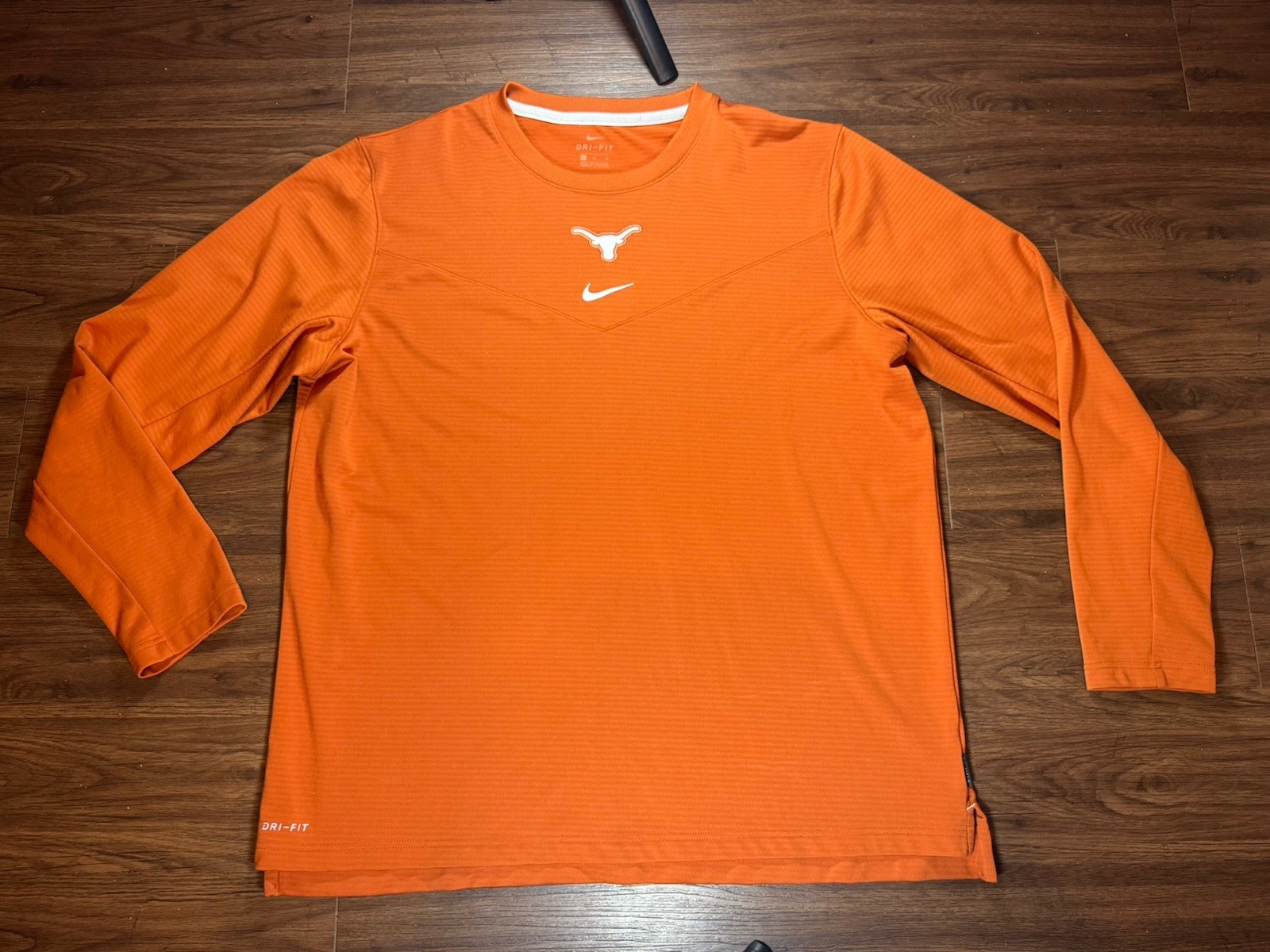 NICE Nike Texas Longhorns Dri-fit Pullover – Size X-large