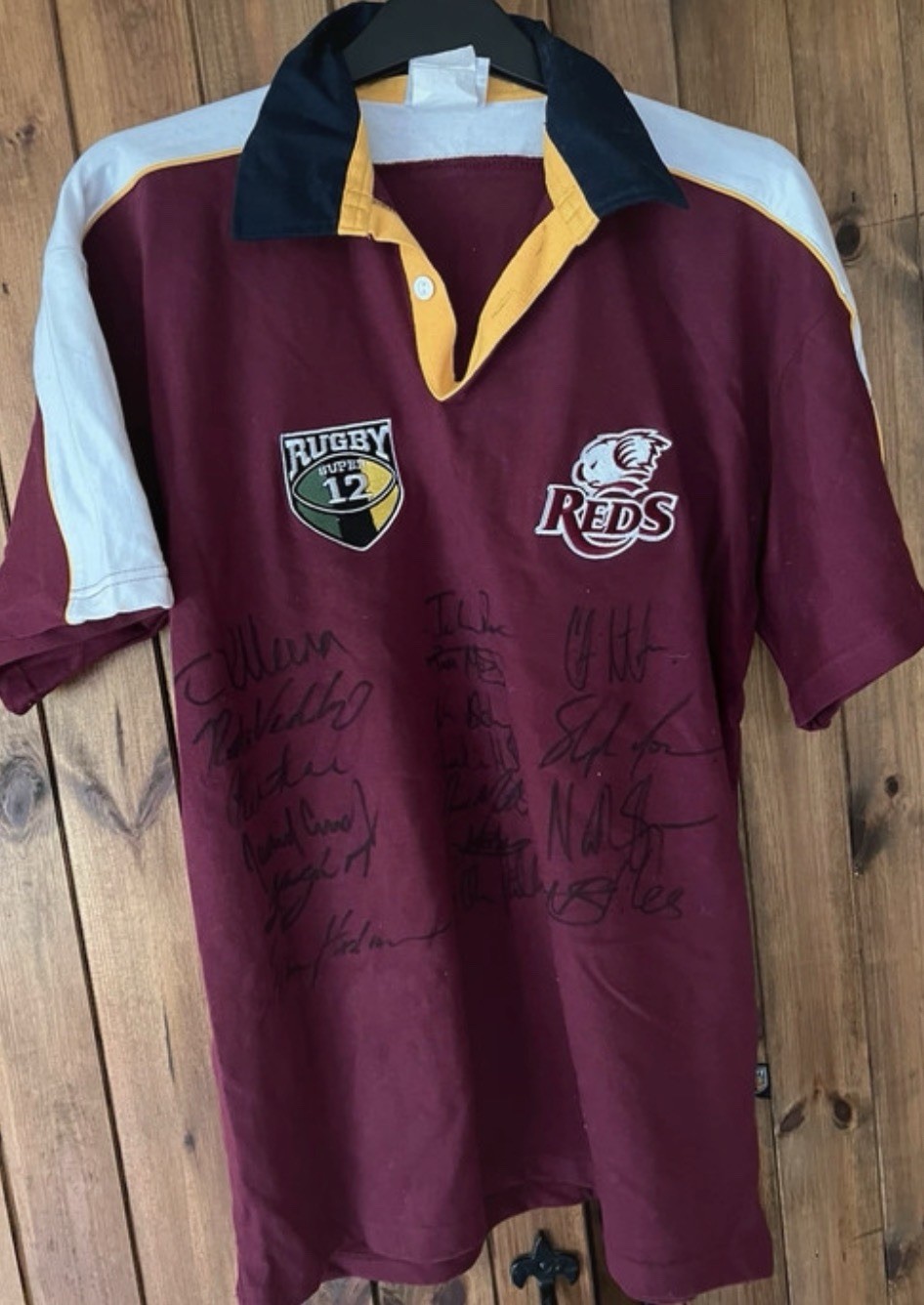 Authentic Hand Signed Vintage Queensland Reds Shirt – Super Rugby – Australia