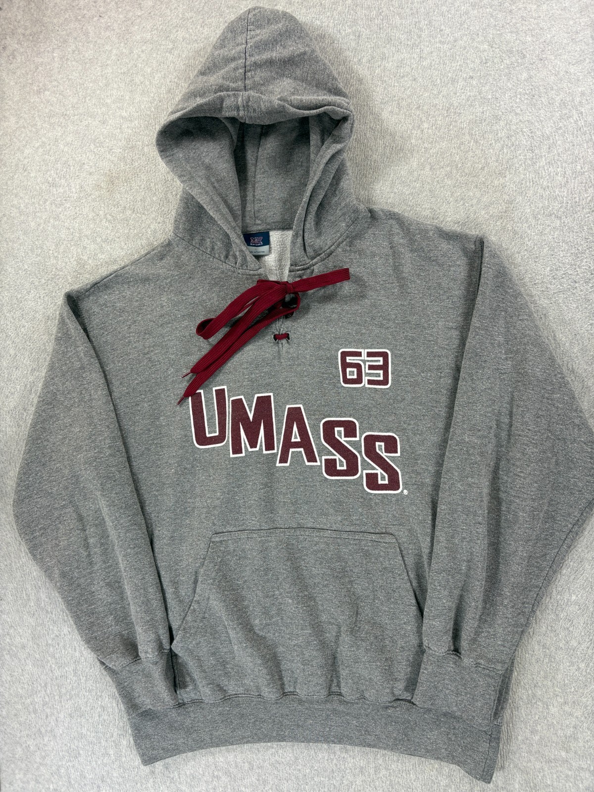 Umass Minutemen Replica Hockey Hoodie Sweatshirt Jersey (Men’s Large) #63 – Gray