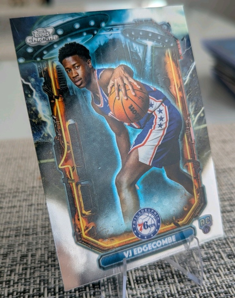 VJ Edgecombe Extraterrestrial Talent RC 2025-26 Topps Cosmic Chrome ET-15 76ers