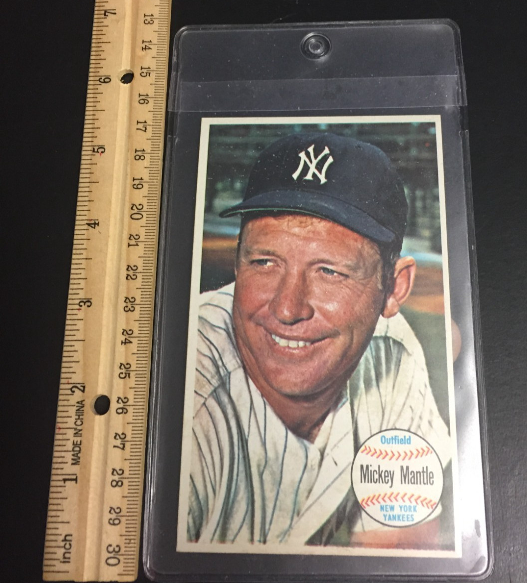 Mickey Mantle #25, 1964 Topps Oversized Card