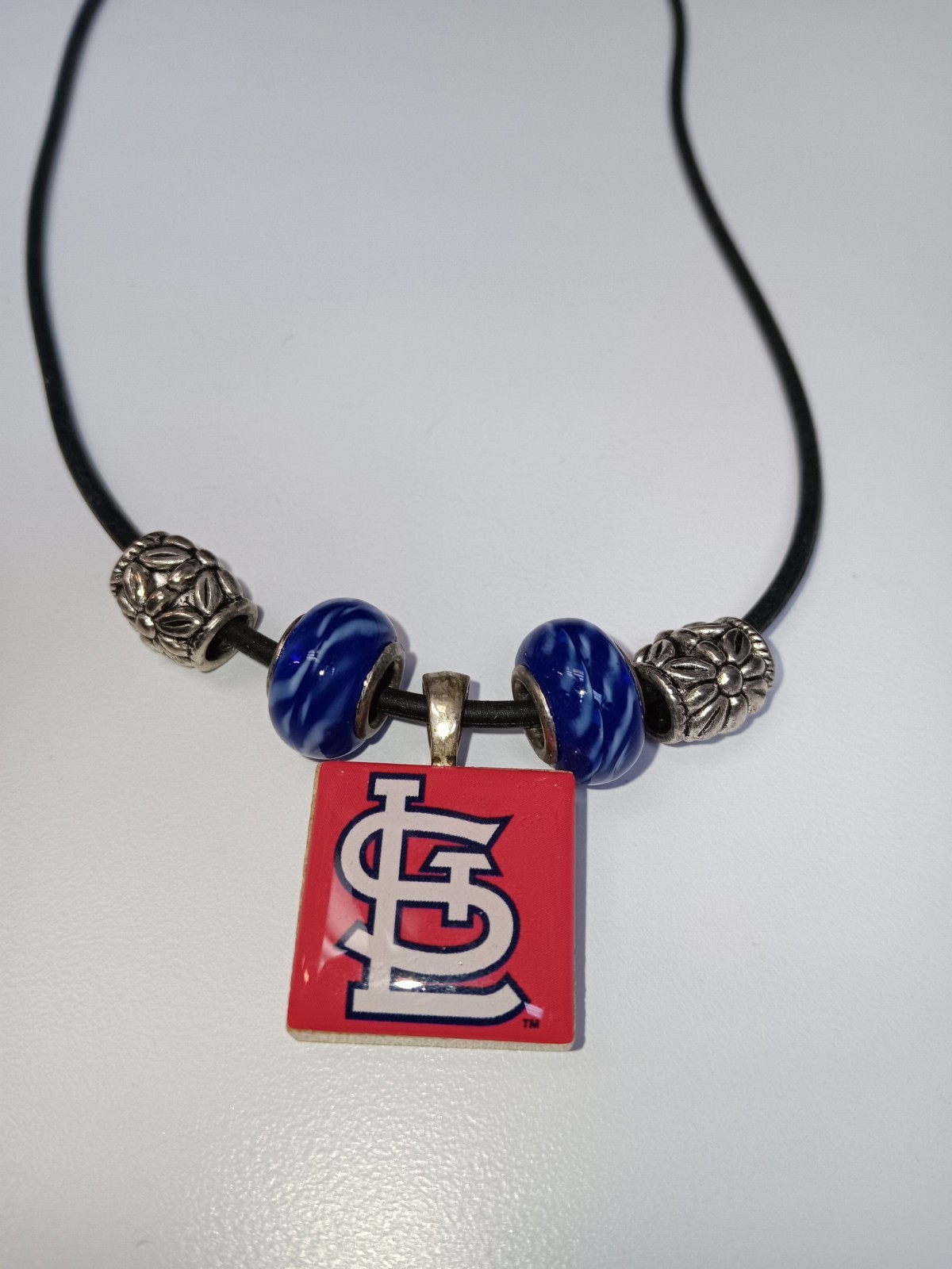 St Louis Cardinals LifeTile Necklace Soft Rubber Cord Glass & Metal Beads Accent