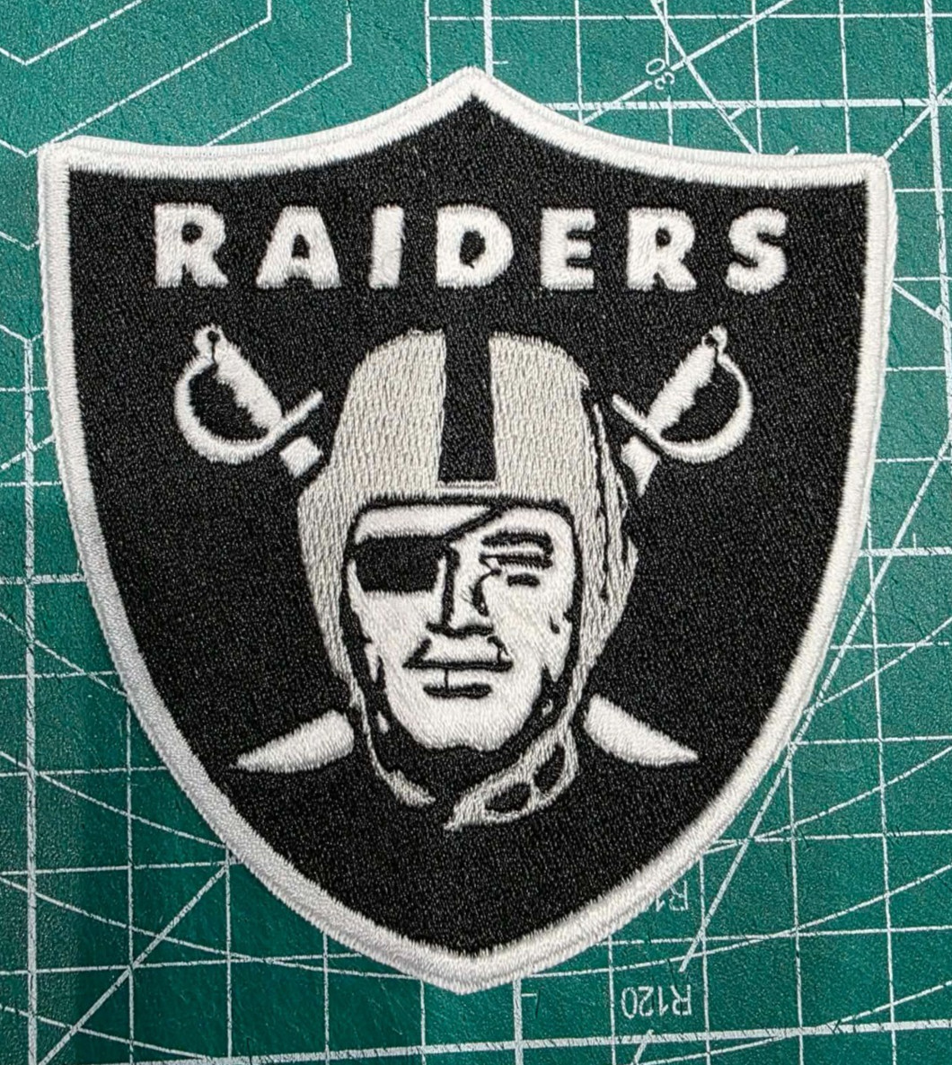 Las Vegas Raiders 3″ Iron Sew On Embroidered Patch Football Logo NFL shoulder