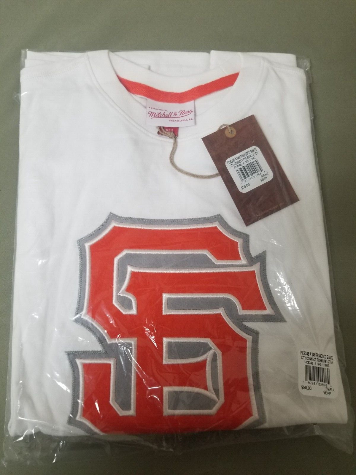 New Mitchell & Ness MLB Mens San Francisco Giants City Connect Premium Shirt.