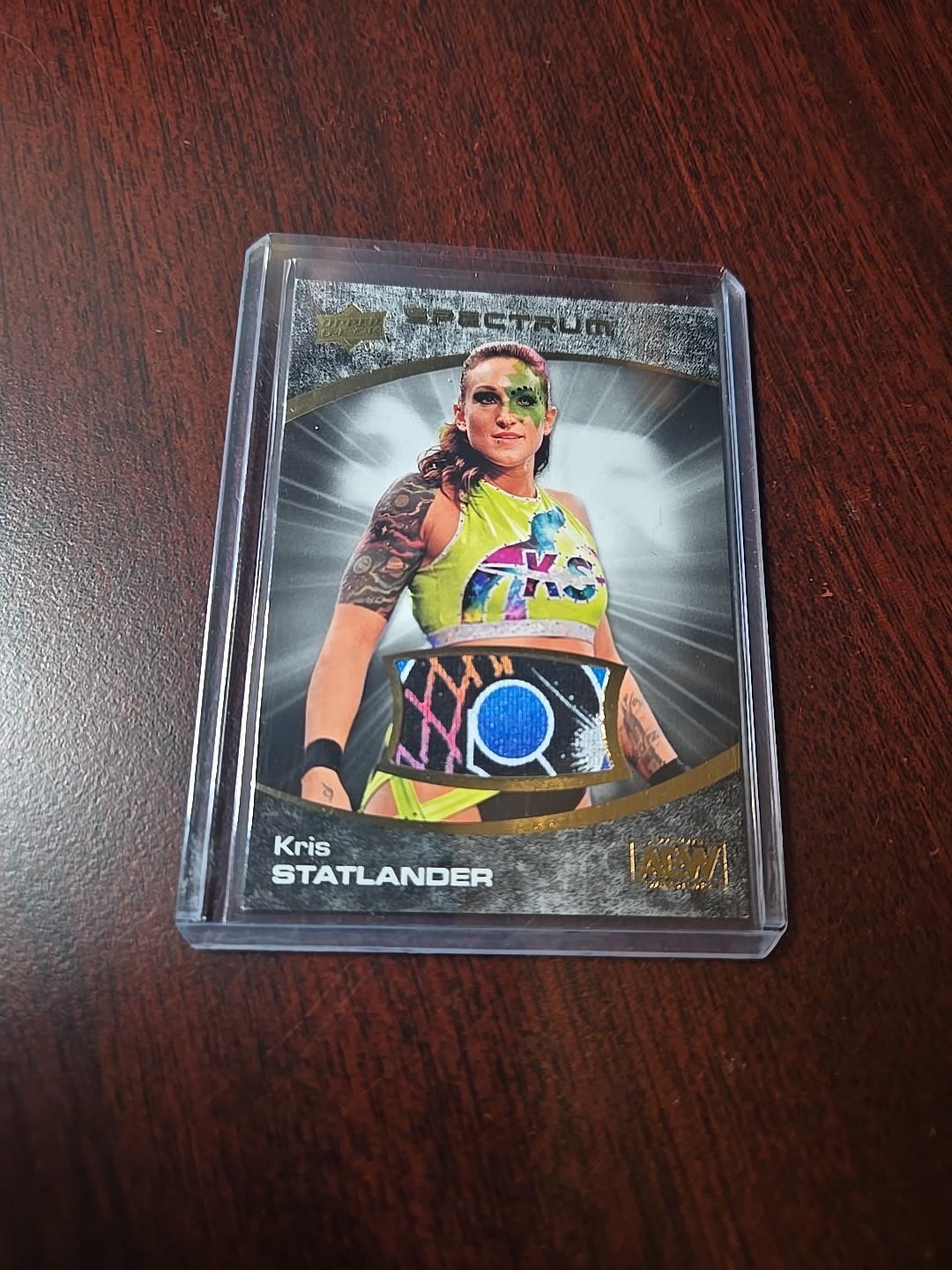 2021 Kris Statlander Multicolor Relic 1/25 Spectrum AEW