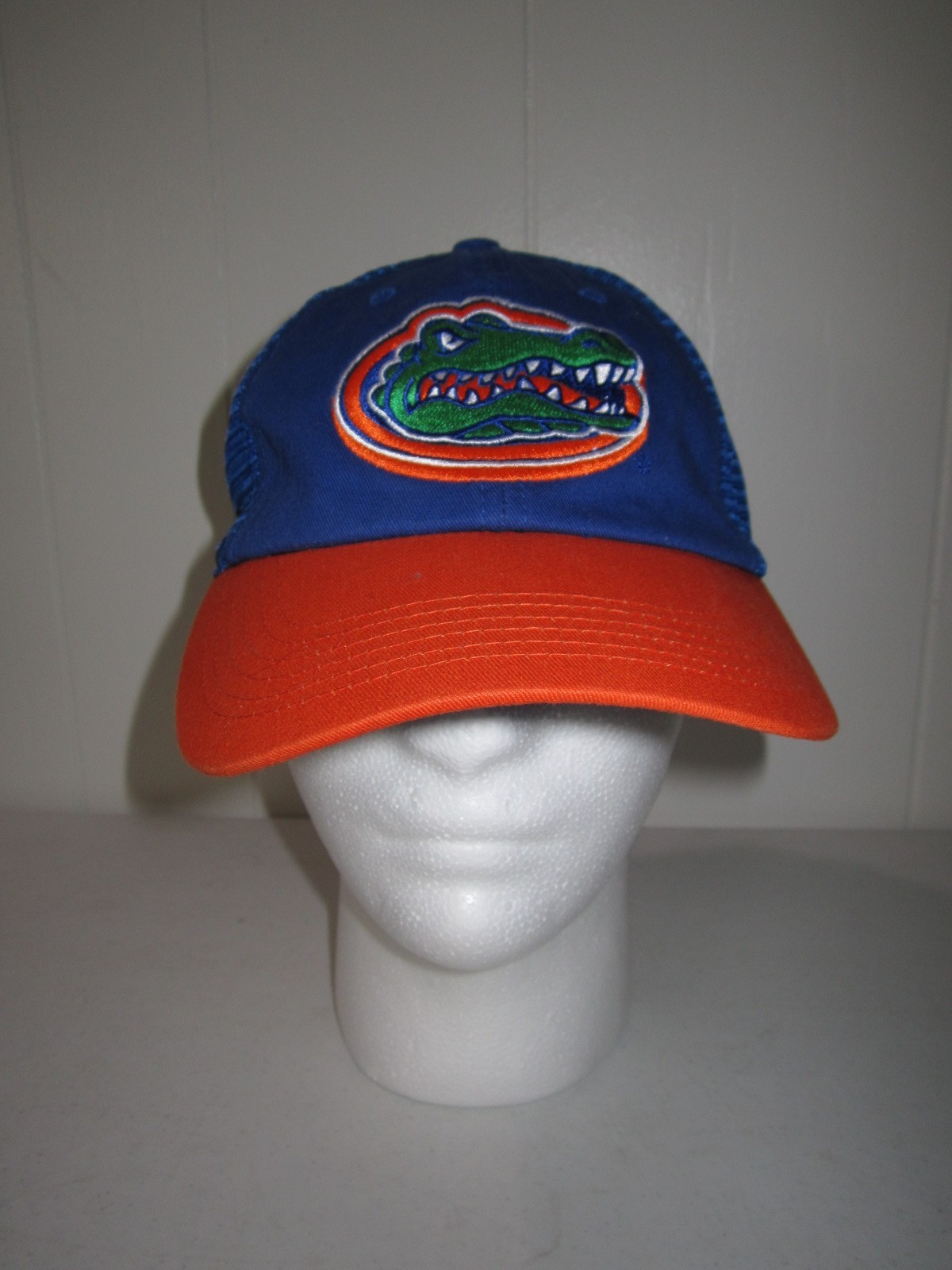 VTG NCAA University Of Florida Gators Adjustable Captivating Mesh Snapback Hat