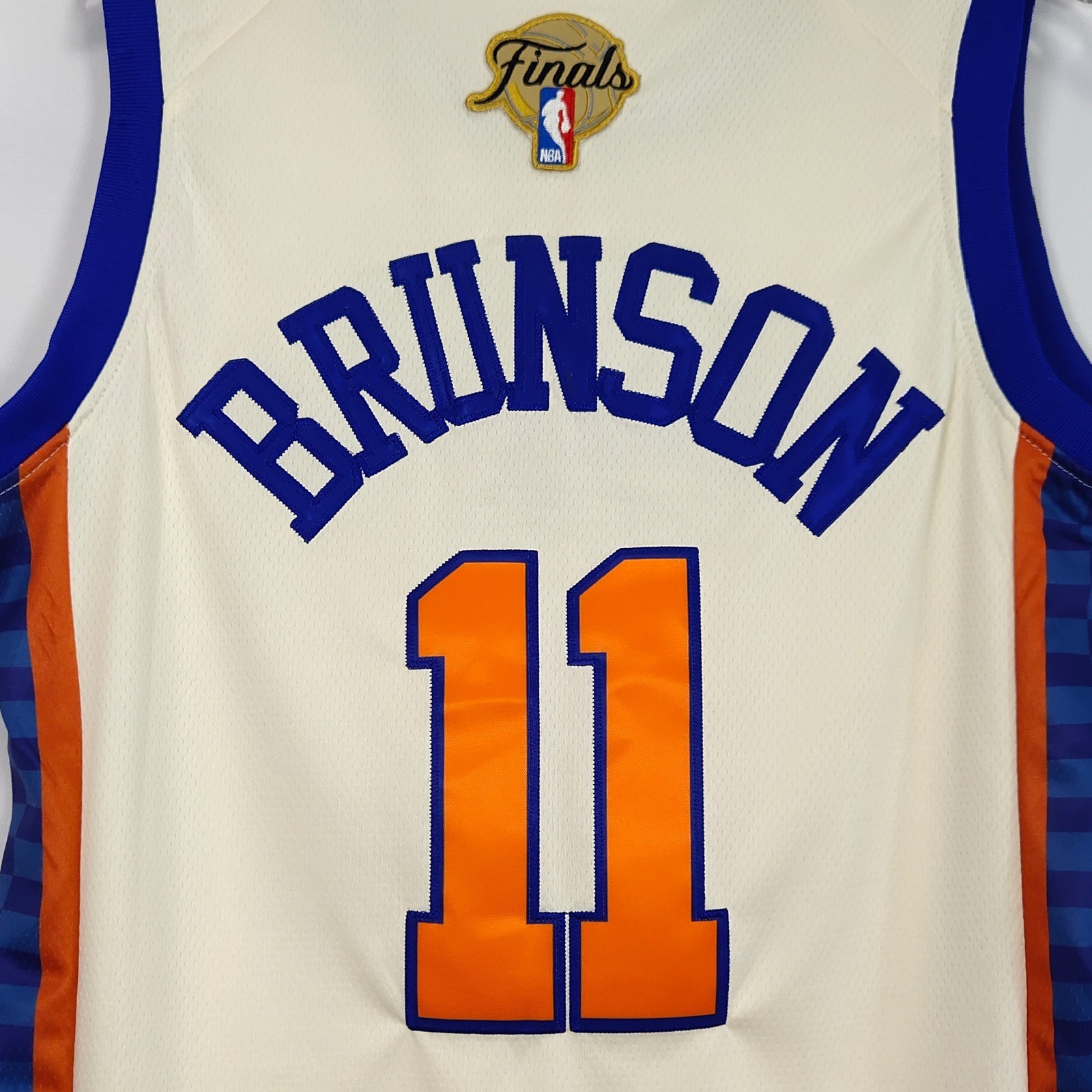 (FINAL version)Jalen Brunson #11 stitched lettering beige jersey