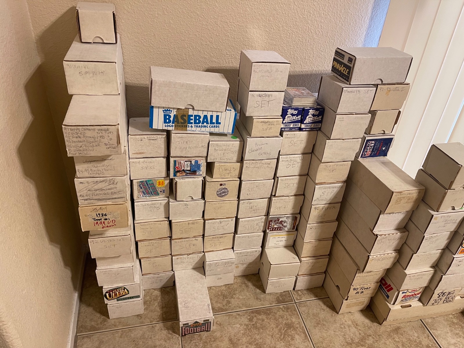 150 Random Baseball Card Lot – Pick Your Team – Massive Personal Collection!!