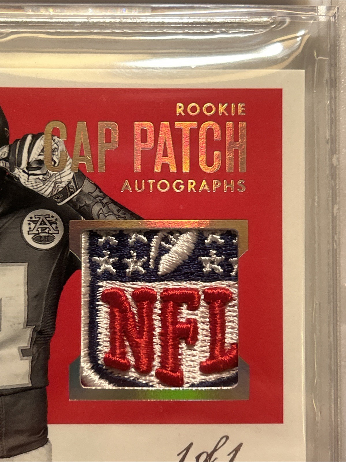 2016 Panini Encased Rookie Cap Patch Auto NFL Shield 1/1 Demarcus Robinson