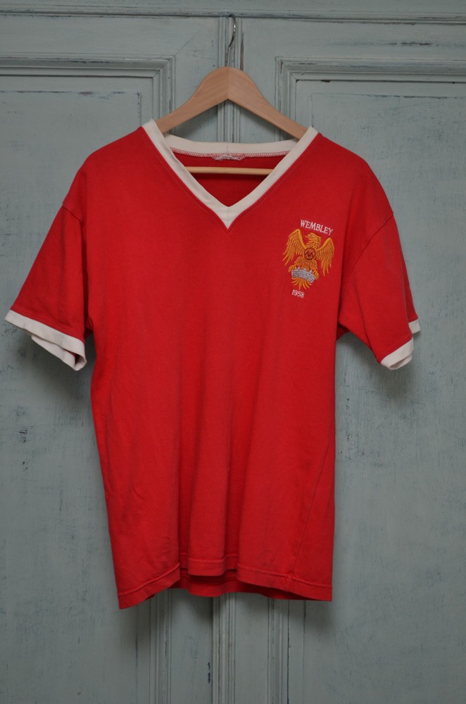 Manchester United Toffs Wembley 1958 Retro Football Shirt Red Size M