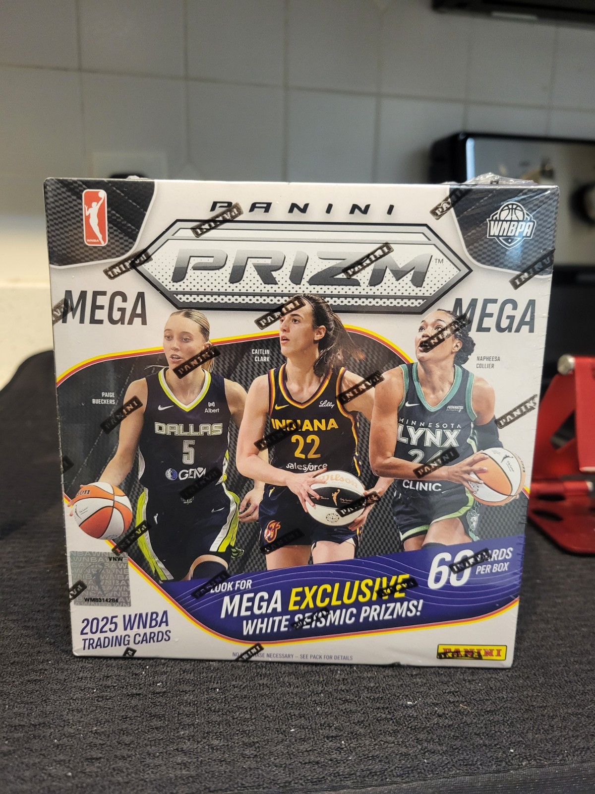 2025 PANINI PRIZM WNBA BASKETBALL – MEGA BOX – FACTORY SEALED – WHITE SEISMIC