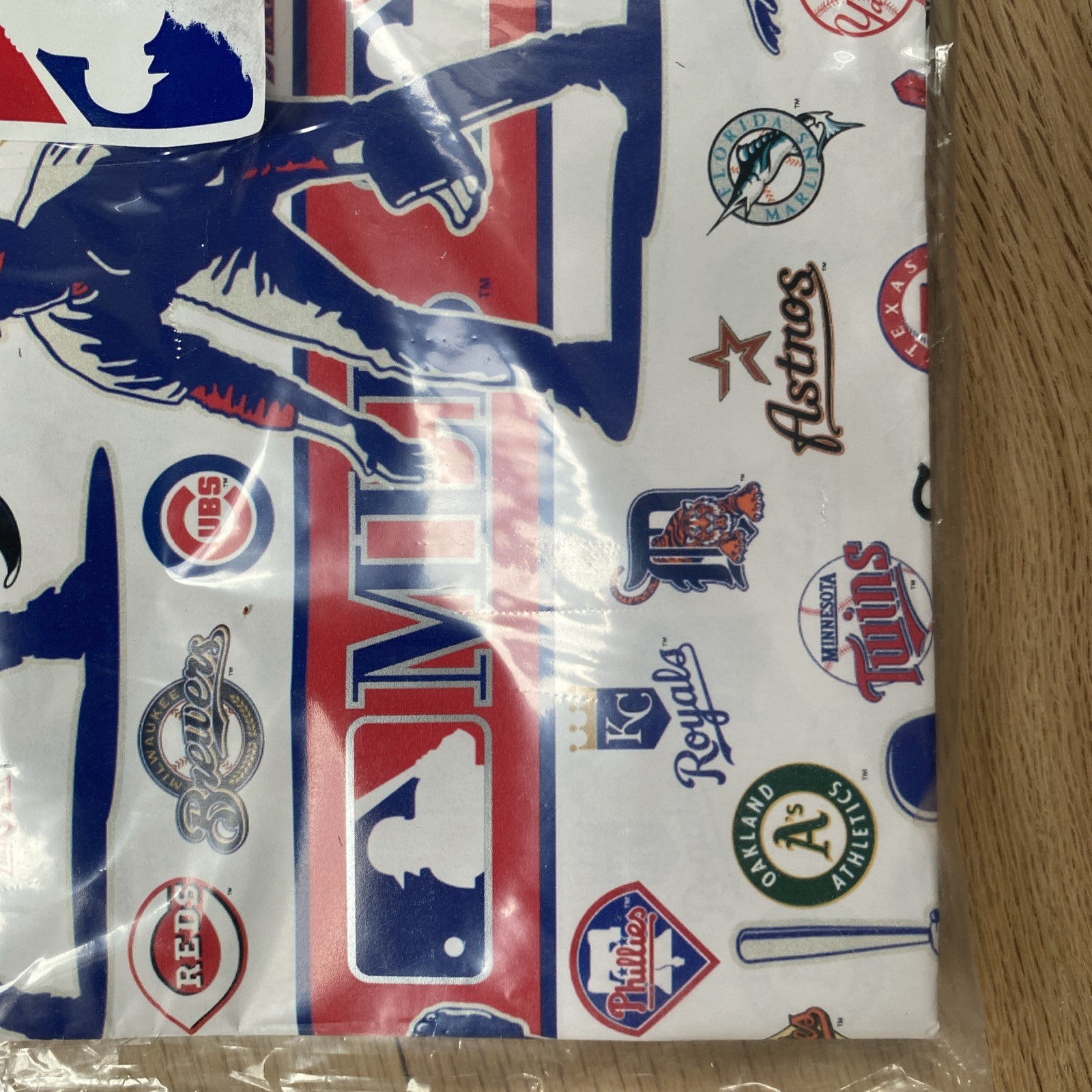 Vintage 2004 MLB All Teams Wrapping Paper Gift Wrap Birthday Holiday Rare