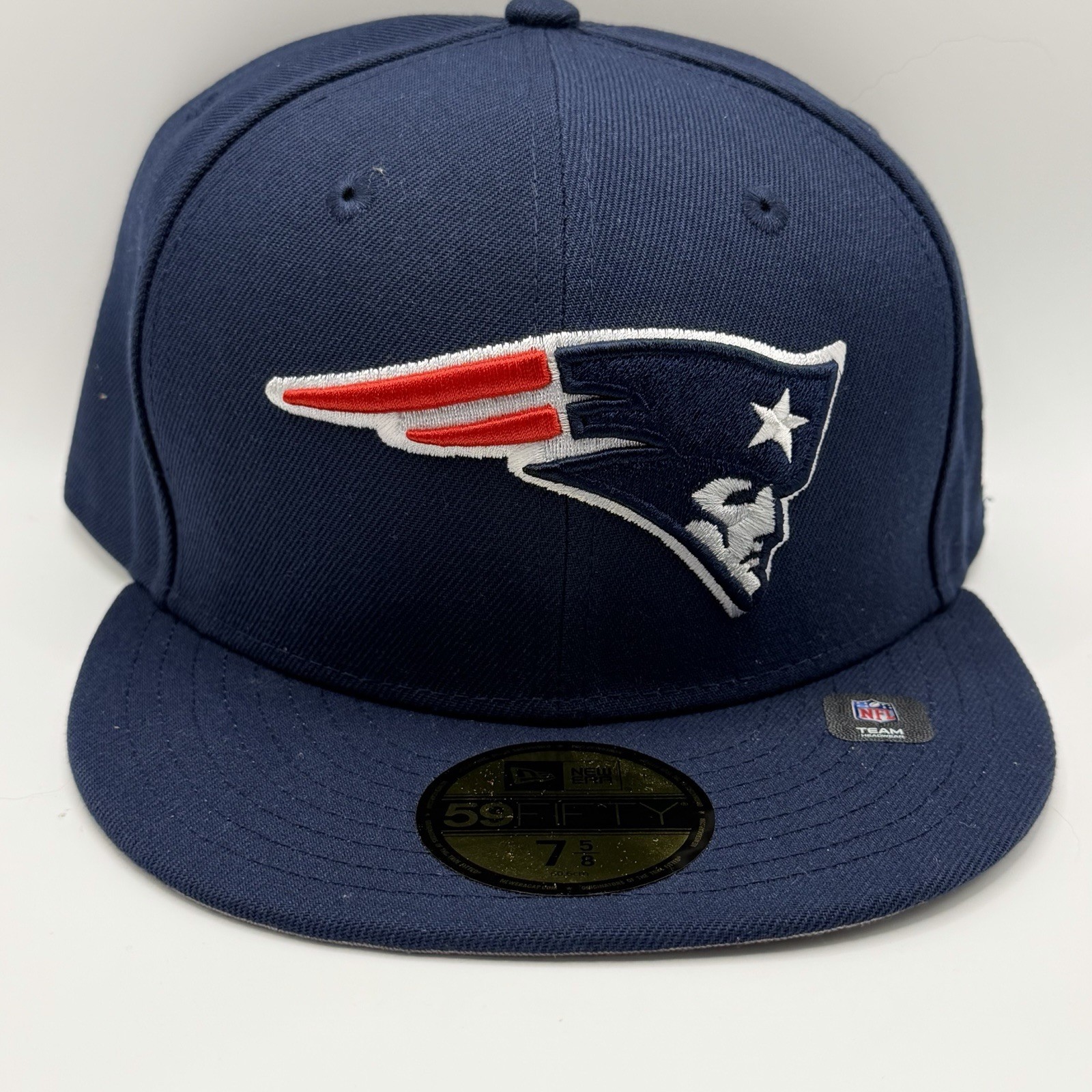 New England Patriots New Era 59FIFTY Fitted Hat Cap Size 7 5/8 New
