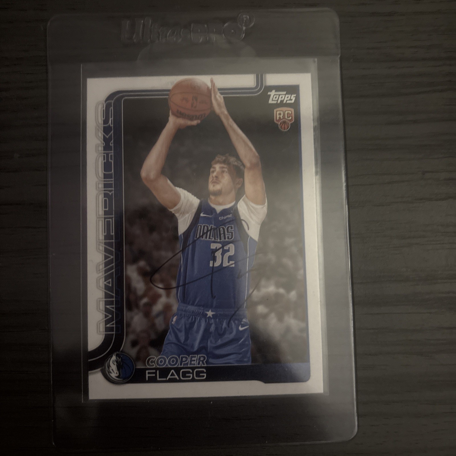 Topps 2025-26 Cooper Flagg Rookie Auto in person autograph