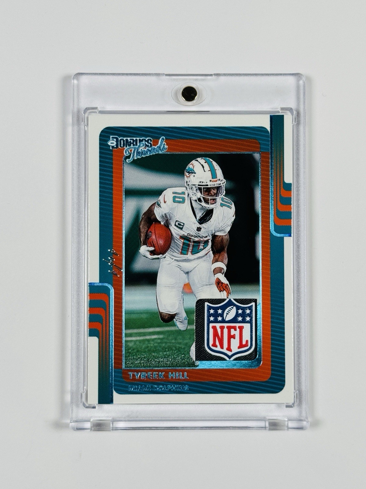 2025 DONRUSS THREADS TYREEK HILL #DTH-THL NFL SHIELD 1/1
