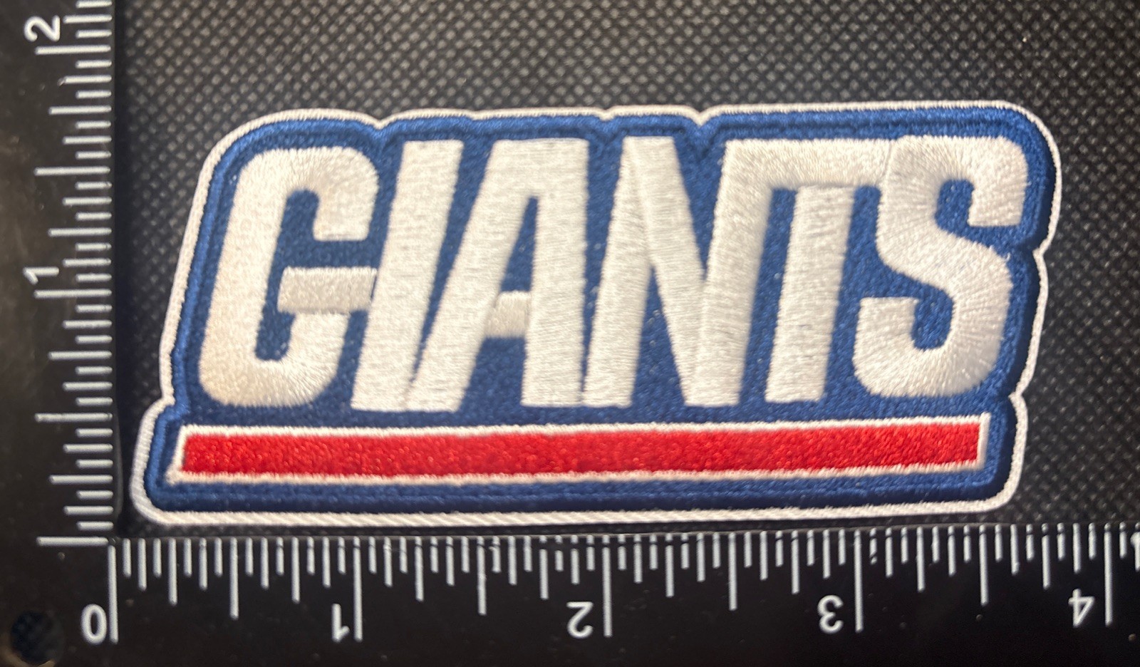 NEW YORK GIANTS NFL FOOTBALL IRON ON EMBROIDERED PATCH SEE PHOTOS