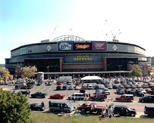 Milwaukee Brewers County Stadium Photo 3