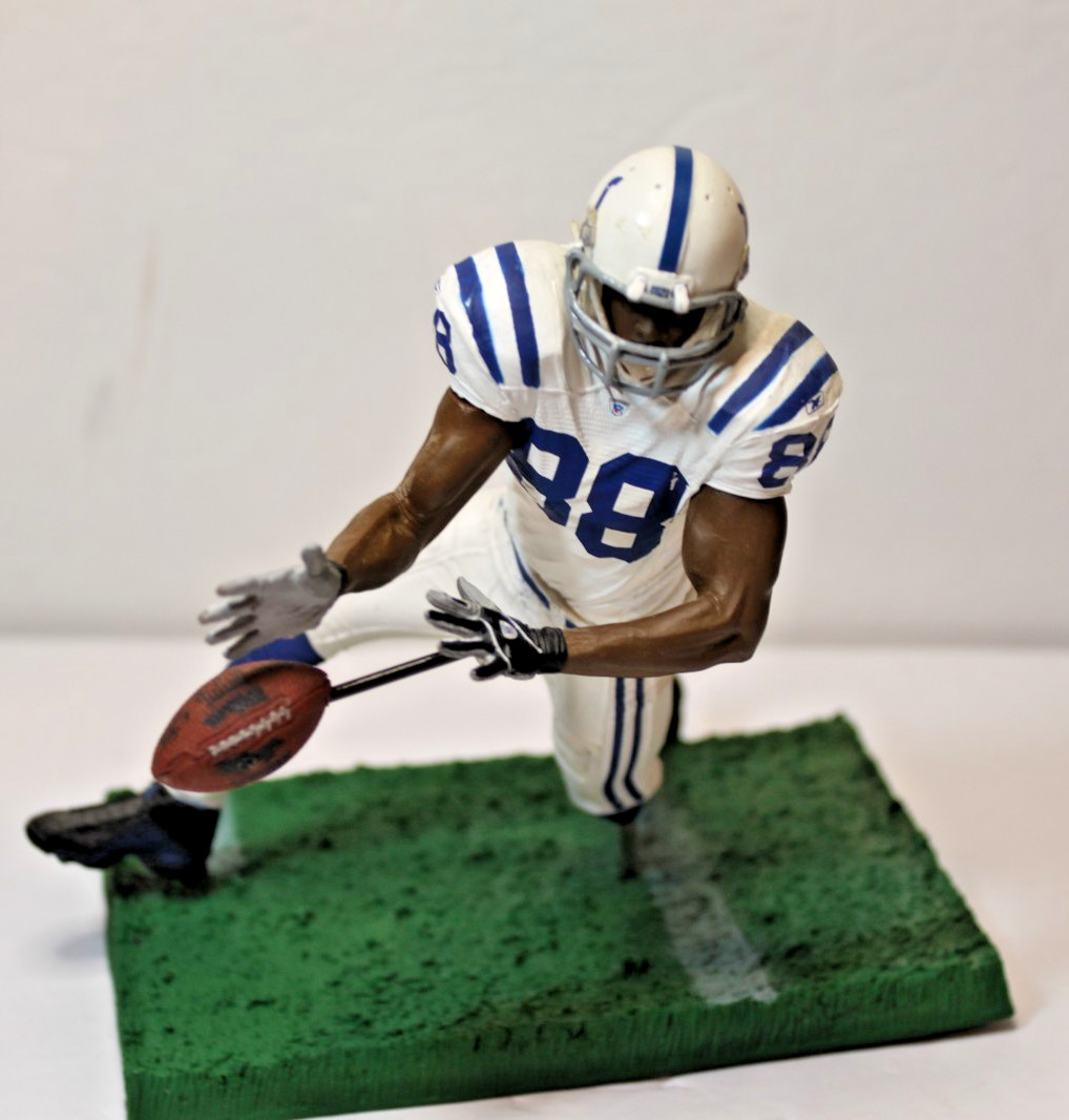 2004 McFarlane NFL Indianapolis Colts Football Action Figure #88 Marvin Harrison