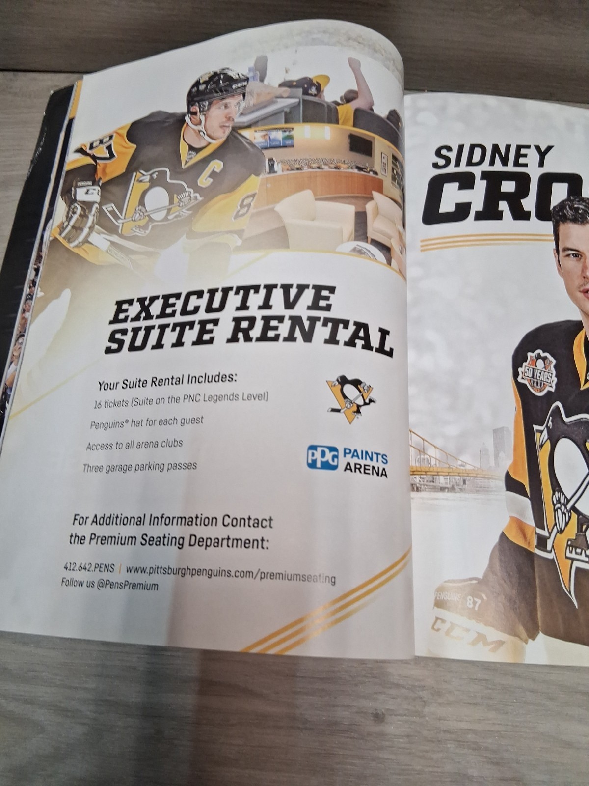 2016-2017 PITTSBURGH PENGUINS YEARBOOK – 50 Years – 1967-2017