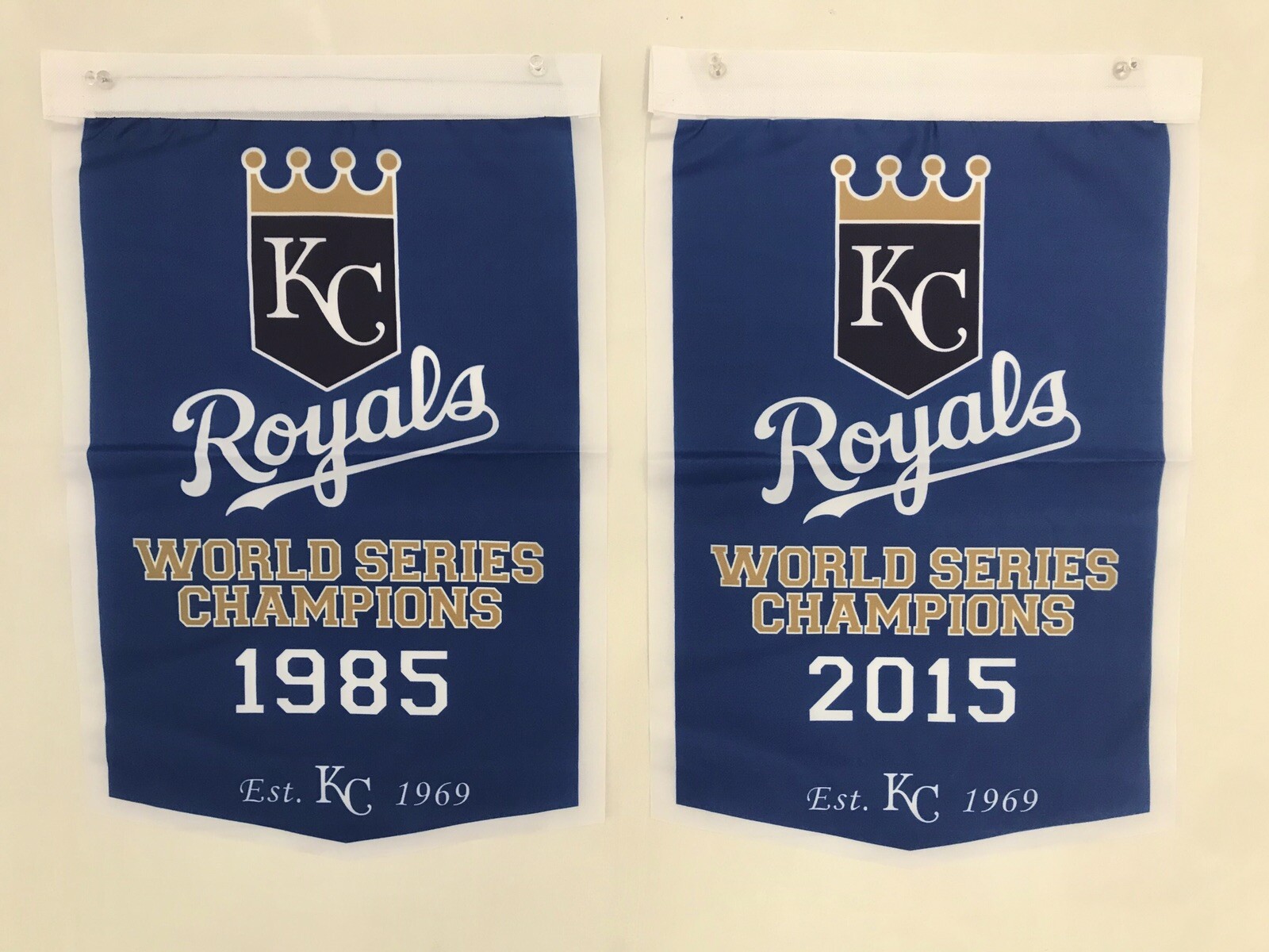 Kansas City Royals World Series Champions 2 Banners/Flags Set 18.5″ x 11.5″