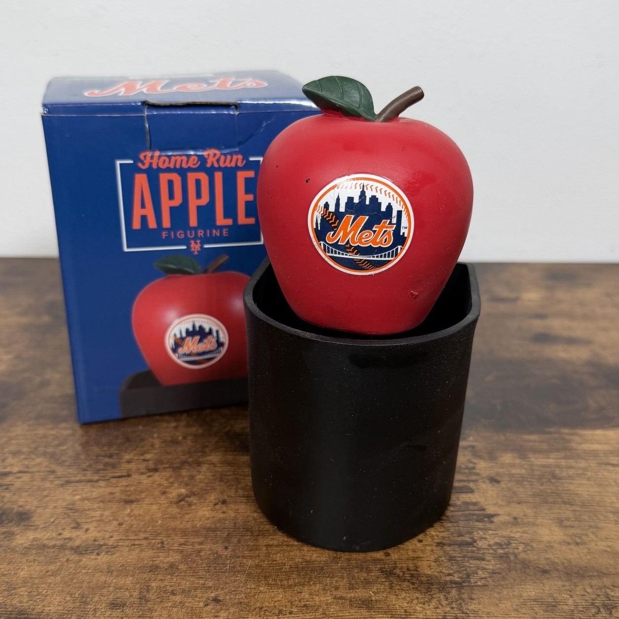 New York METS CITI Field Delta Home Run Apple Figurine SGA 6/23/18
