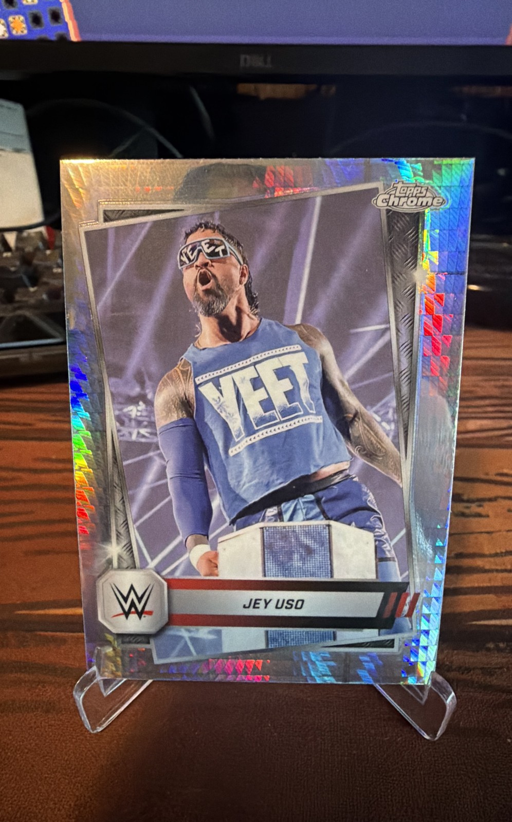 2025 Topps Chrome WWE – Jey Uso #106 Prism Refractor