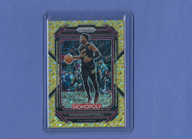 Donovan Mitchell 2022 Prizm Monopoly #18 Gold Shimmer Parallel 451/500