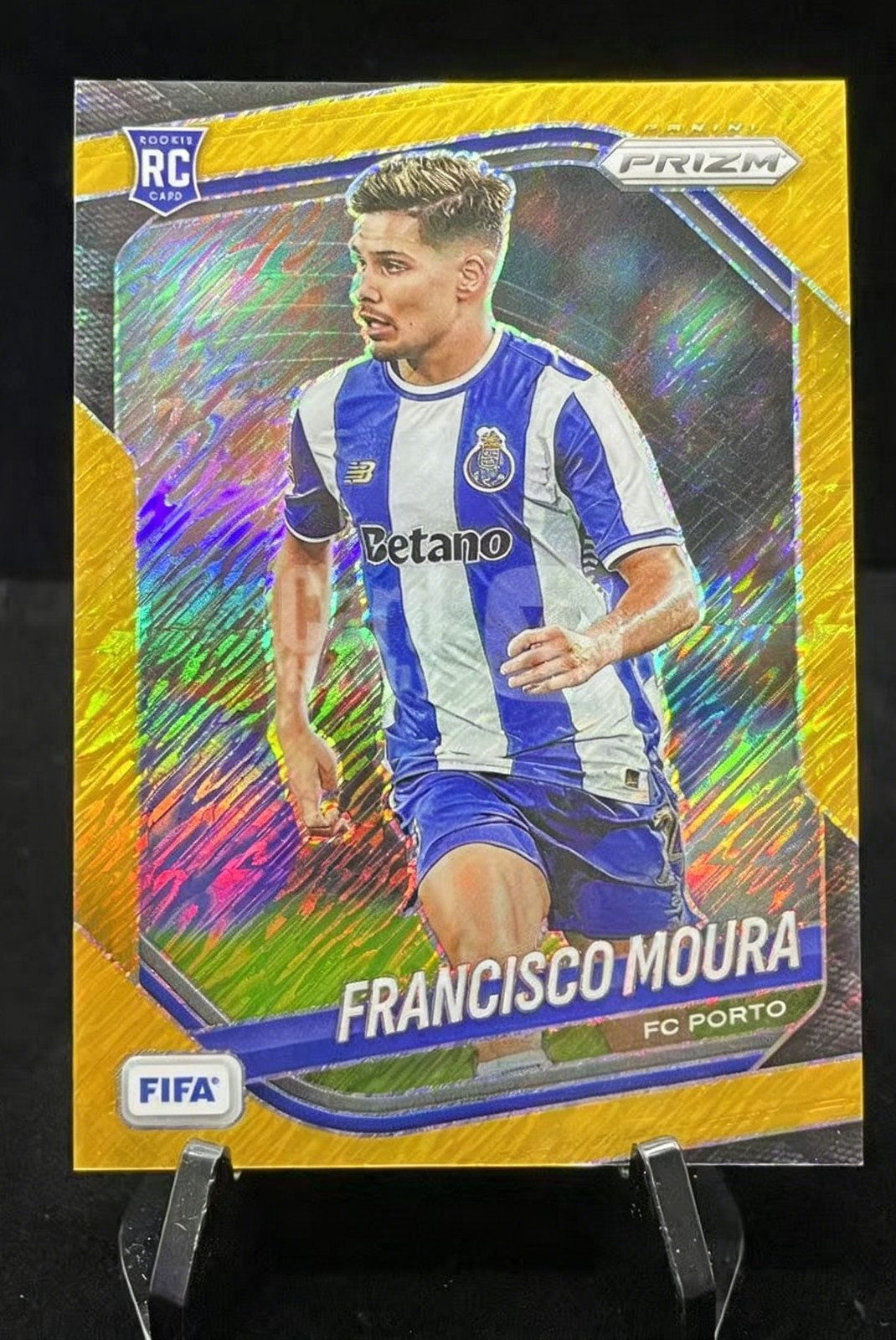 2025-26 Panini Prizm FIFA Francisco Moura Porto Gold Shimmer 1/3 RC